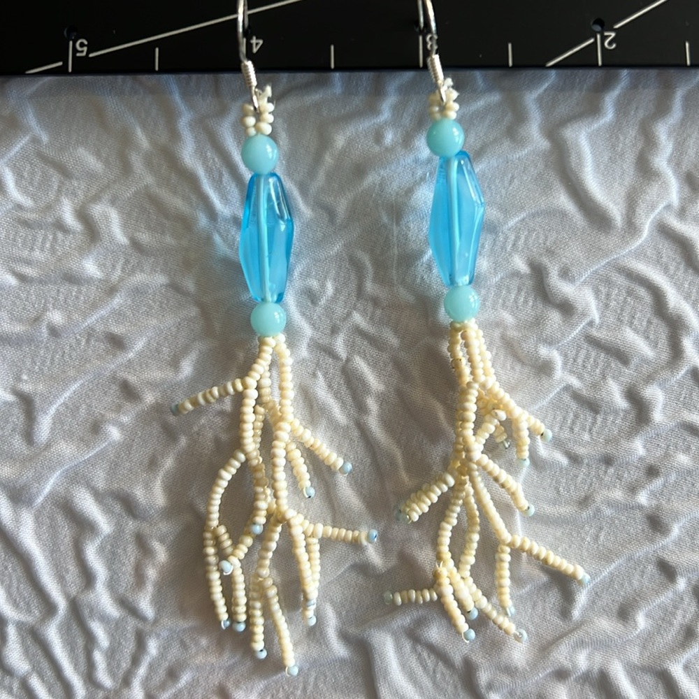 Handmade seed bead earrings. Off white with blue accent beads.